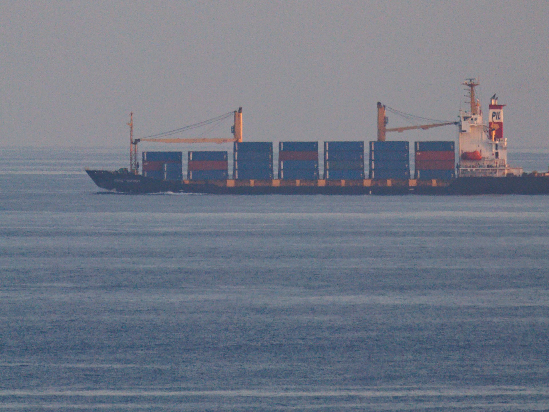 هجوم جديد بصاروخين على سفينة قبالة سواحل اليمن | أخبار – البوكس نيوز