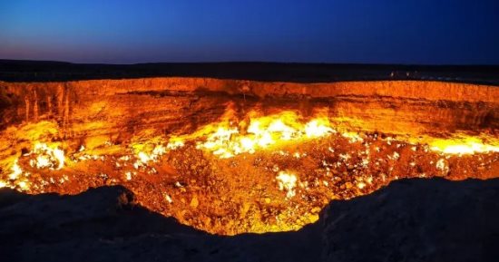 تكنولوجيا  – “باب الجحيم”.. كل ما تحتاج معرفته عن حفرة النار بتركمانستان وأثرها على المناخ