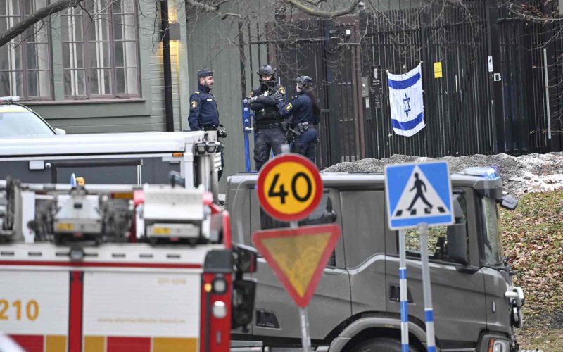 السويد تعتقل شخصين على خلفية إطلاق نار قرب السفارة الإسرائيلية | أخبار – البوكس نيوز