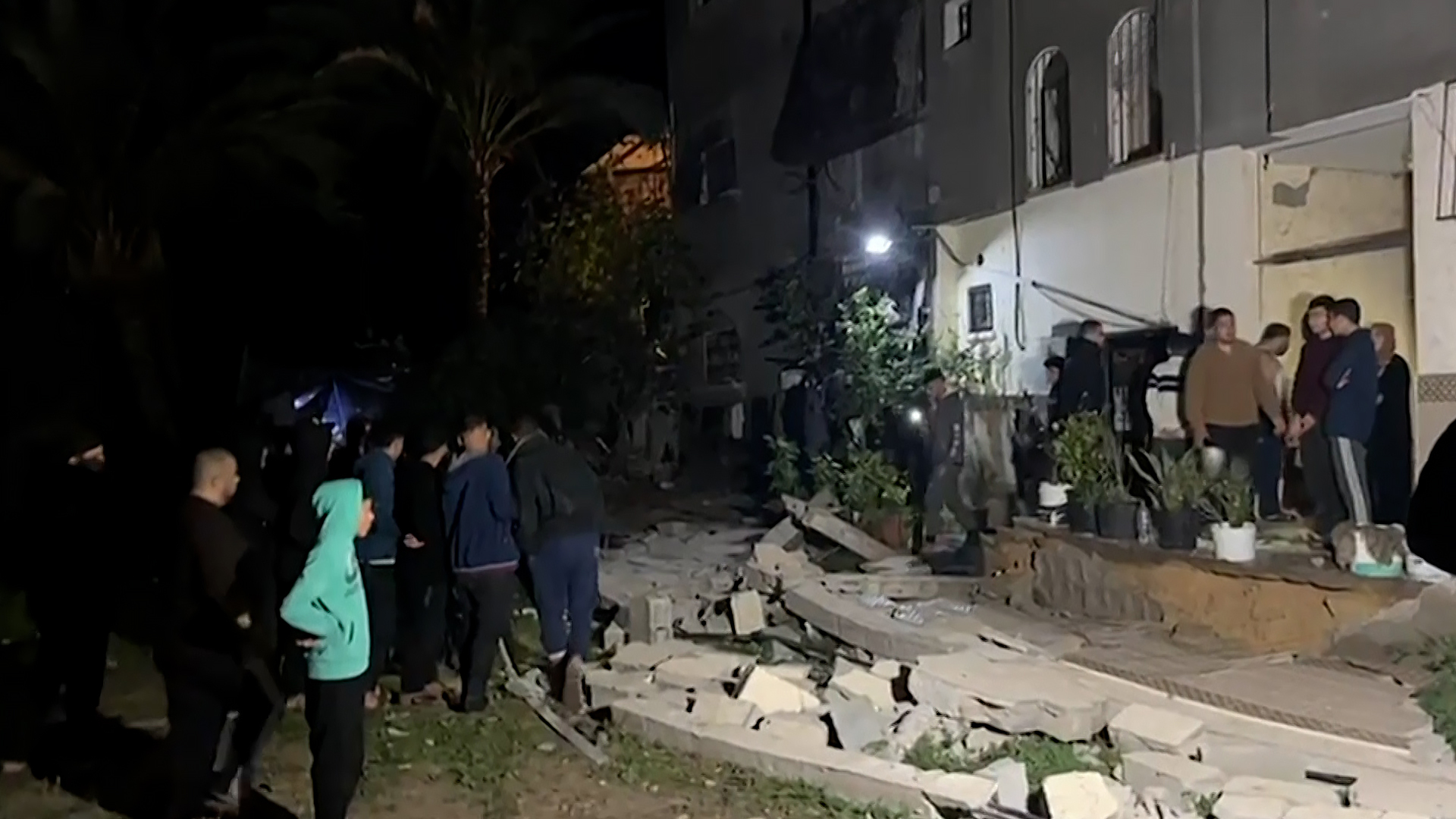 شهيدان وجرحى جراء قصف إسرائيلي على دير البلح | البرامج – البوكس نيوز