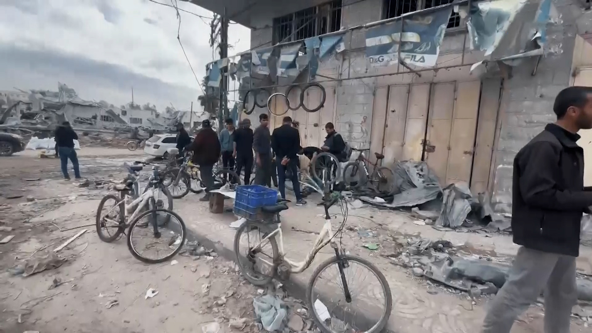 أصوات من غزة.. الدراجات الهوائية وسيلة مواصلات أساسية | البرامج – البوكس نيوز