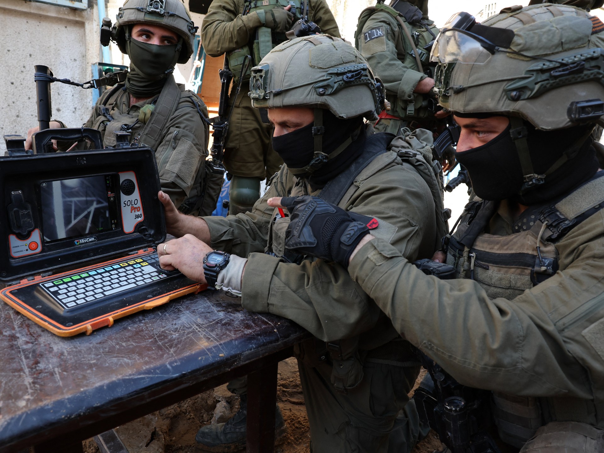 جنود إسرائيليون يوثقون عملياتهم الانتقامية بغزة – البوكس نيوز