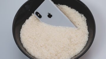 تحذير من آبل: لا تستخدم الأرز لتجفيف الآيفون من الماء | تكنولوجيا – البوكس نيوز