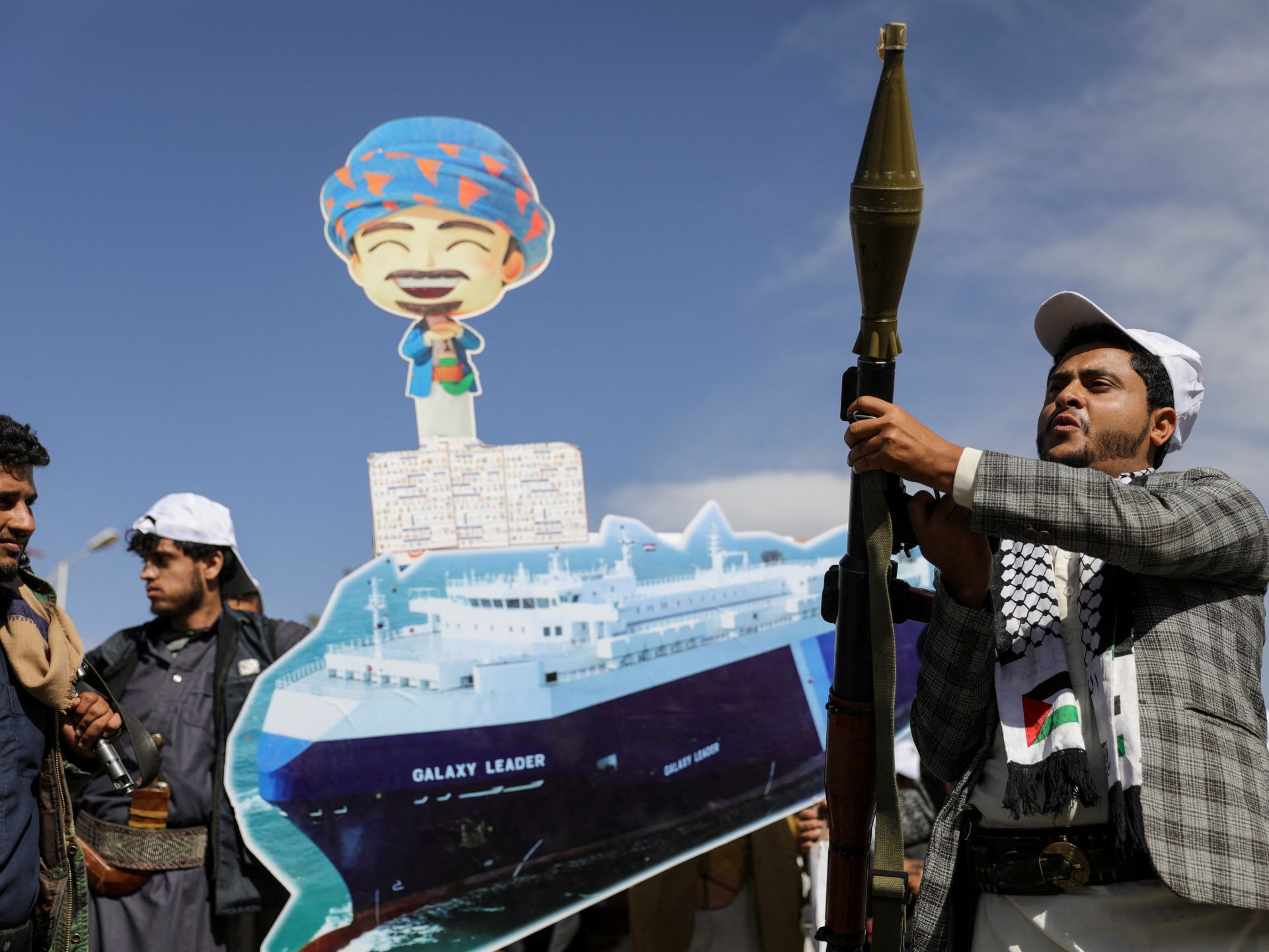 فورين بوليسي: هل تكون الكابلات البحرية الهدف التالي للحوثيين؟ | أخبار جولة الصحافة – البوكس نيوز