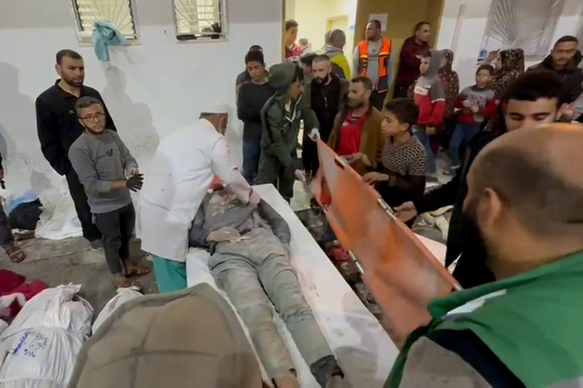 نفاد الوقود يخرج آخر مستشفيات شمال غزة عن الخدمة | أخبار – البوكس نيوز