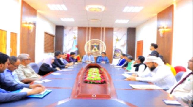 الجعدي يرأس اجتماعاً مشتركاً للأمانة العامة بالهيئة التنفيذية للمجلس الانتقالي في العاصمة عدن