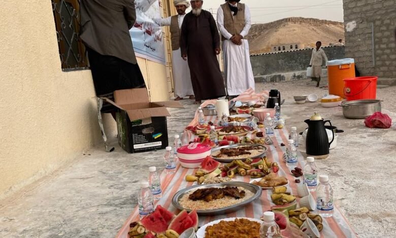 اتحاد شباب الغد يدشن مشروع إفطار صائم في مديرية حات بالمهرة 