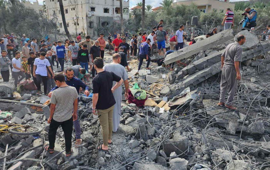 مصر تواصل إسقاط أطنان من المساعدات الإنسانية على غزة