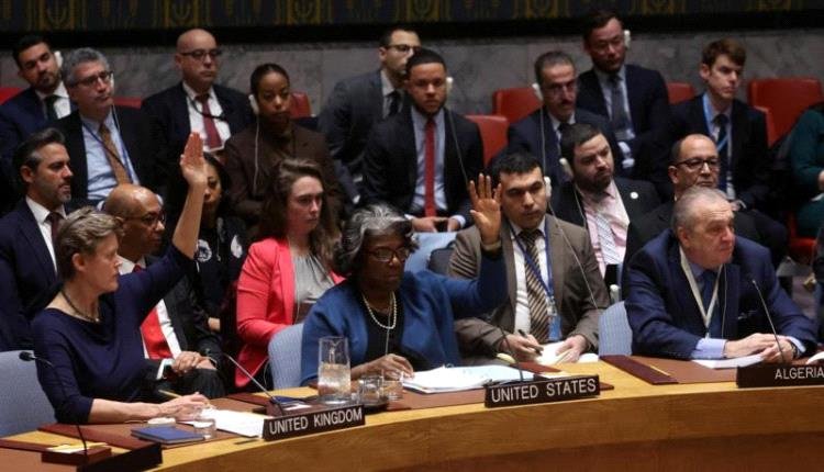مجلس الأمن يصوت على مشروع قرار جديد لـ”وقف فوري لإطلاق النار” في غزة بعد “فيتو” صيني روسي ضد القرار الأمريكي