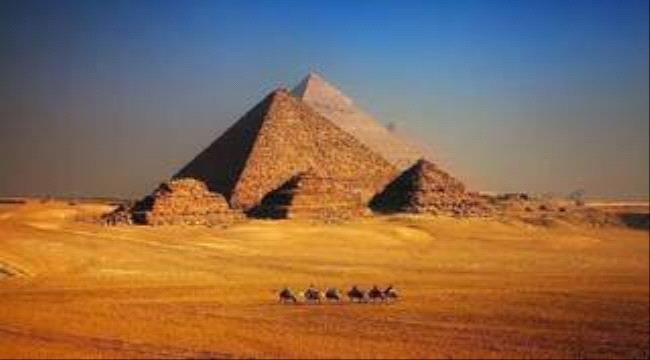حفرة الكنز” بمحافظة الجيزة المصرية “تبتلع” حارس عقار بداخلها