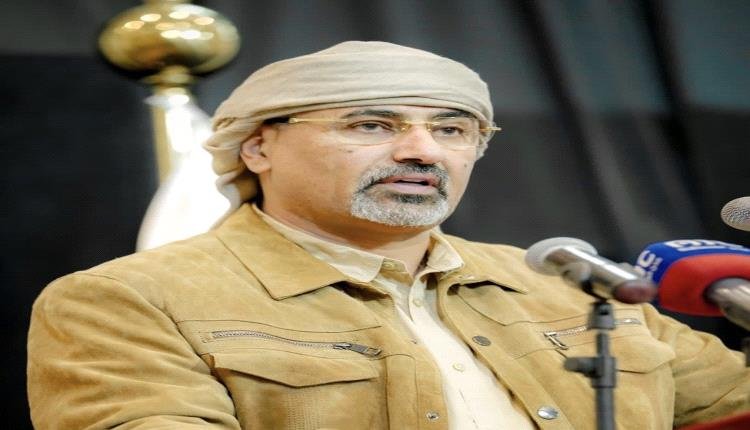 الرئيس عيدروس الزبيدي يدعو لضبط واعتقال المتعاونين مع الحوثيين في المحافظات الجنوبية