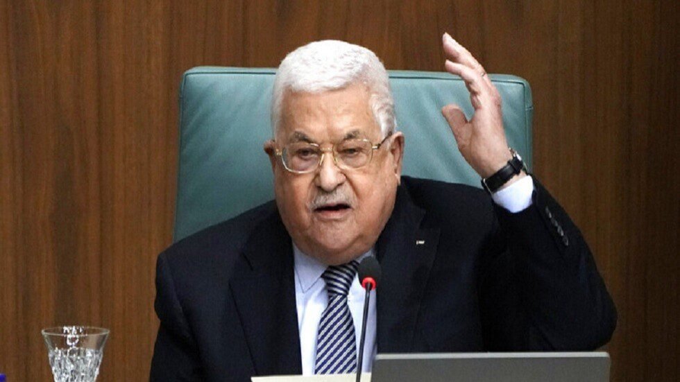 الرئيس الفلسطيني يمنح الثقة للحكومة الجديدة ويعتمد تشكيلتها