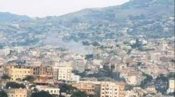 مليشيات الحوثي تقصف شرق مدينة تعز بالمدفعية