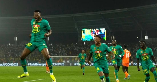 رياضة – السنغال يسحق الجابون.. ونيجيريا يفوز على غانا وديا