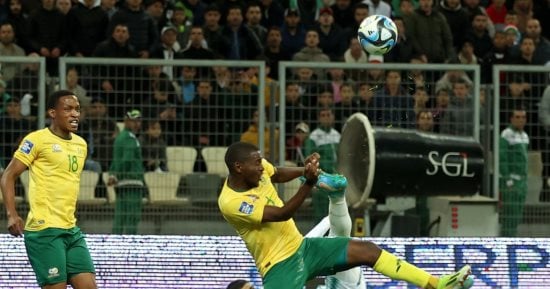 رياضة – ياسين بنزية يسجل هدفا عالميا مع الجزائر ضد جنوب أفريقيا ويقترب من “بوشكاش”