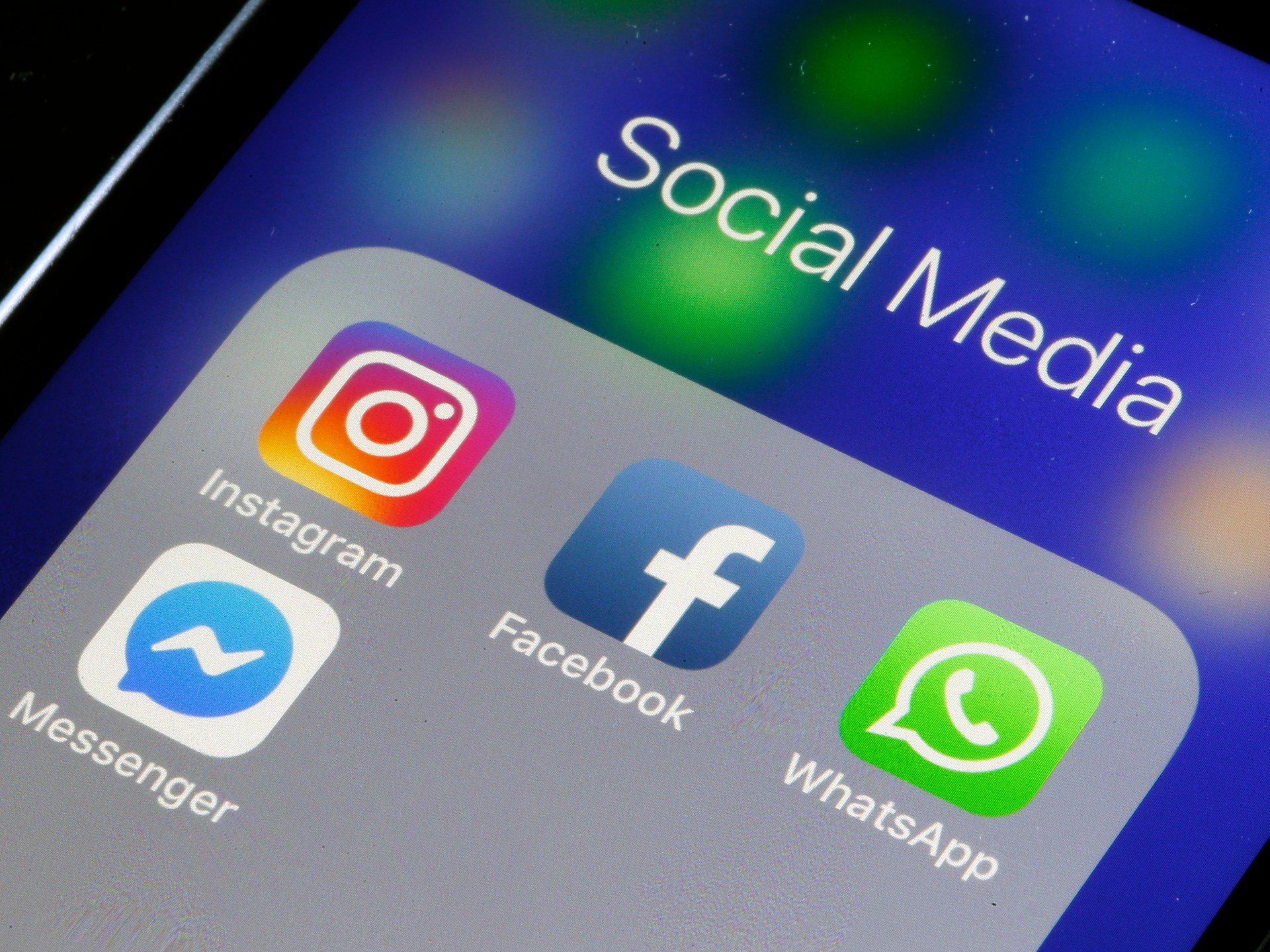 فلوريدا تقر قانونا يقيد استخدام القصَّر وسائل التواصل الاجتماعي | تكنولوجيا – البوكس نيوز