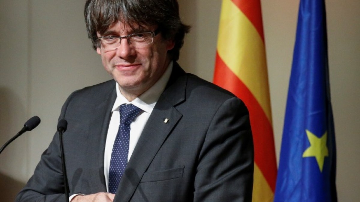 قبيل انتخابات كتالونيا.. الزعيم الانفصالي بوتشيمون يسعى للعودة لإسبانيا | أخبار – البوكس نيوز