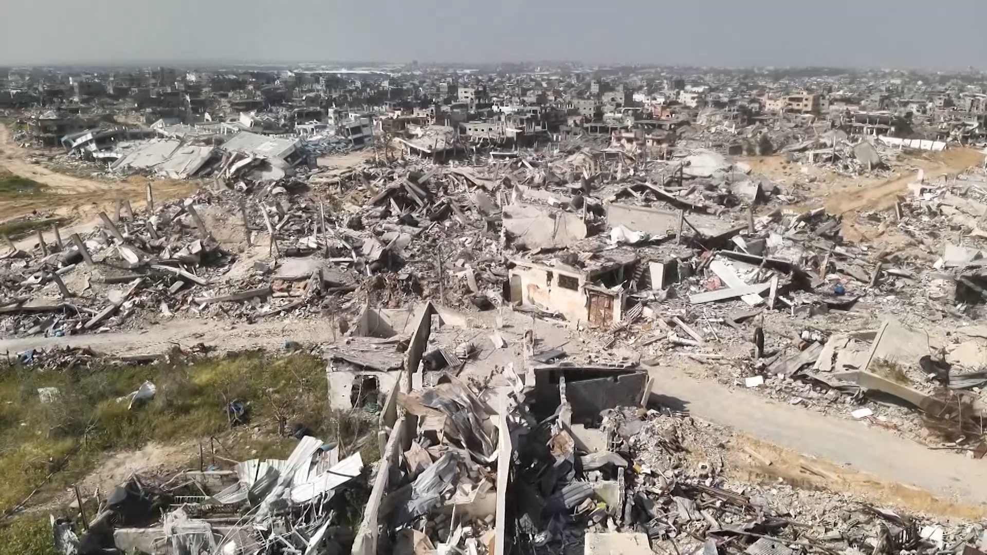شهداء بقصف نازحين وسط غزة ودمار واسع في بيت حانون بعد انسحاب الاحتلال | أخبار – البوكس نيوز