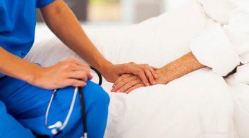 ممرضات لبنانيات يثرن غضبا على مواقع التواصل بعد ترويعهن كبار السن | البرامج – البوكس نيوز