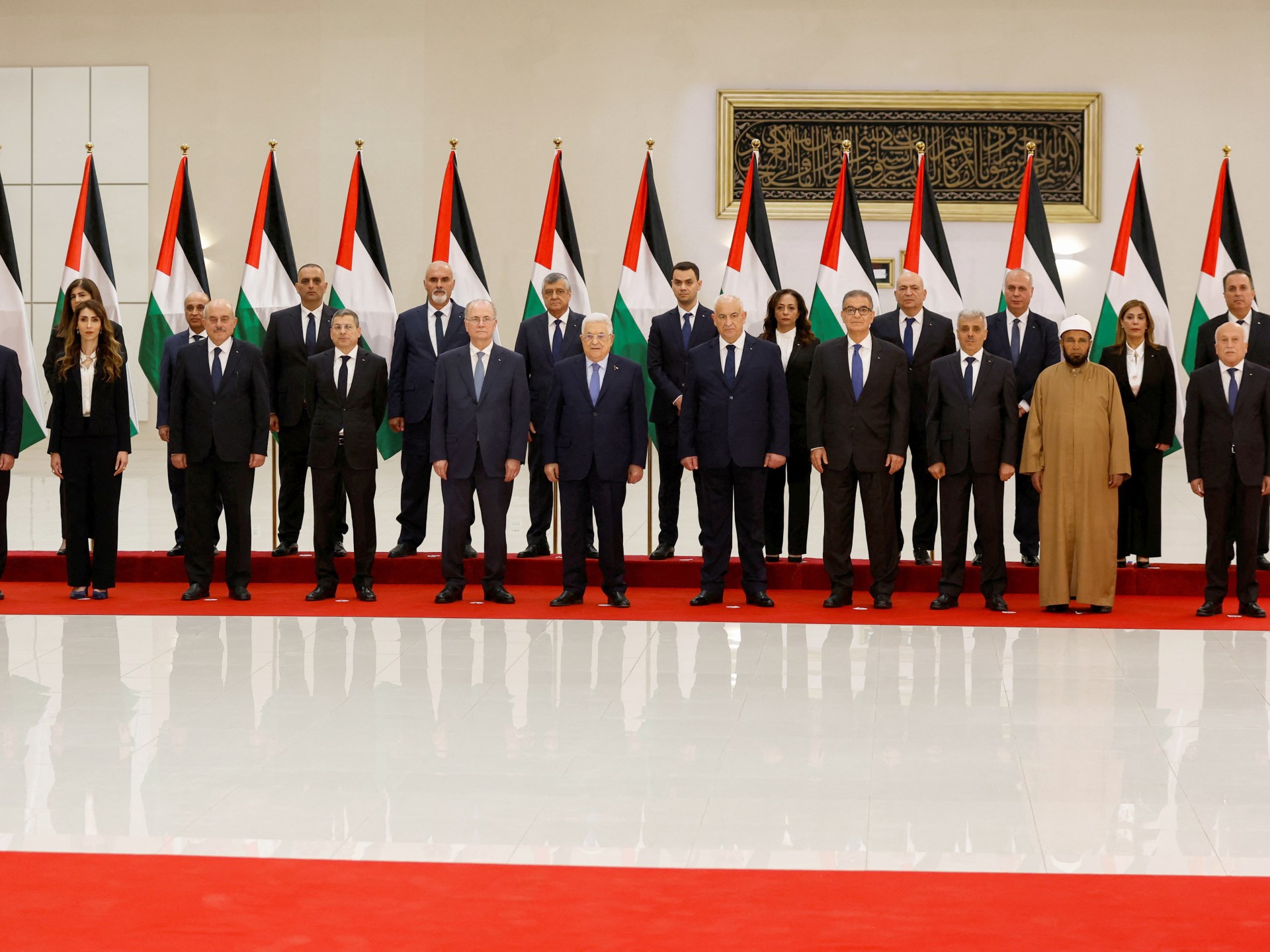 الحكومة الفلسطينية الجديدة تؤدي اليمين الدستورية | أخبار – البوكس نيوز