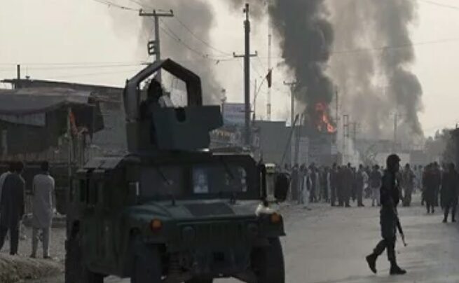 مقتل وإصابة 15 في انفجار بأفغانستان