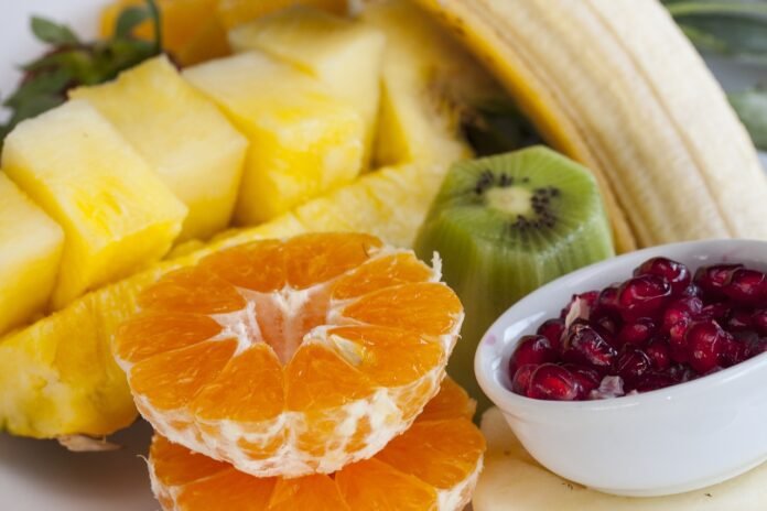 ما هي الفاكهة التي تساعدك على التخلص من دهون البطن؟
