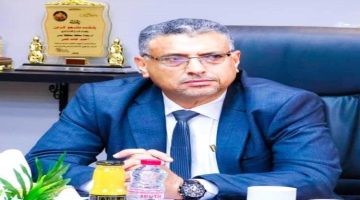 معاون يبارك ويؤيد قرار البنك المركزي بشأن نقل المراكز الرئيسية للبنوك من صنعاء إلى عدن