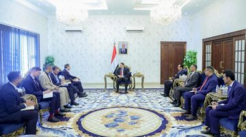 رئيس الوزراء يستقبل في عدن نائب المبعوث الاممي الى اليمن