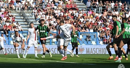 رياضة – ساسولو يخطف تعادلا مثيرا 3-3 أمام ميلان فى الدوري الإيطالي.. فيديو