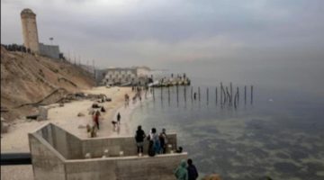 القوات الإسرائيلية تكثف قصف شاطئ البحر في رفح وخان يونس