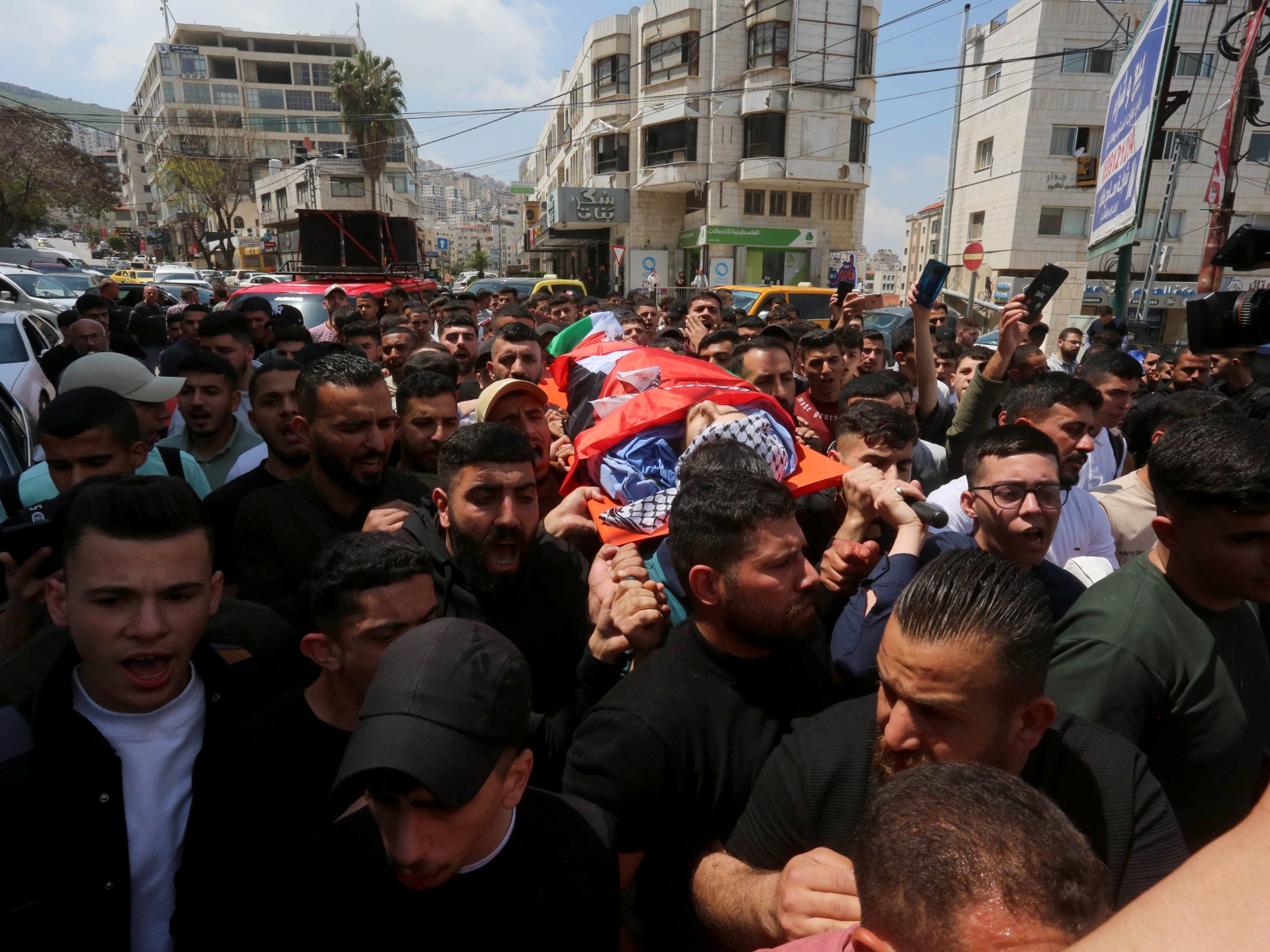 مستوطنون يقتلون فلسطينيين بالضفة وحماس تدعو لتفعيل المقاومة | أخبار – البوكس نيوز