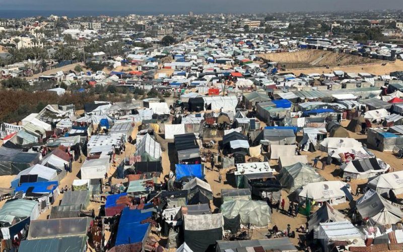 إعلام إسرائيلي: مخيمات مؤقتة لنقل نازحي رفح لخان يونس بدعم دول عربية | البرامج – البوكس نيوز