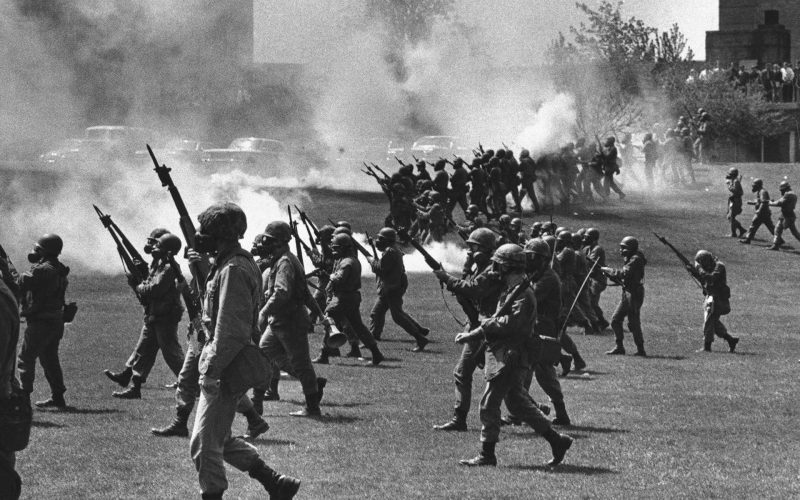مؤرخ أميركي: التاريخ الأسود لاستخدام القوة المسلحة ضد الطلاب المحتجين بأميركا | سياسة – البوكس نيوز