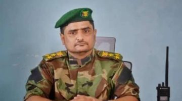 مدير أمن أبين يعزي في وفاة المناضل اللواء/أحمد مساعد حسين