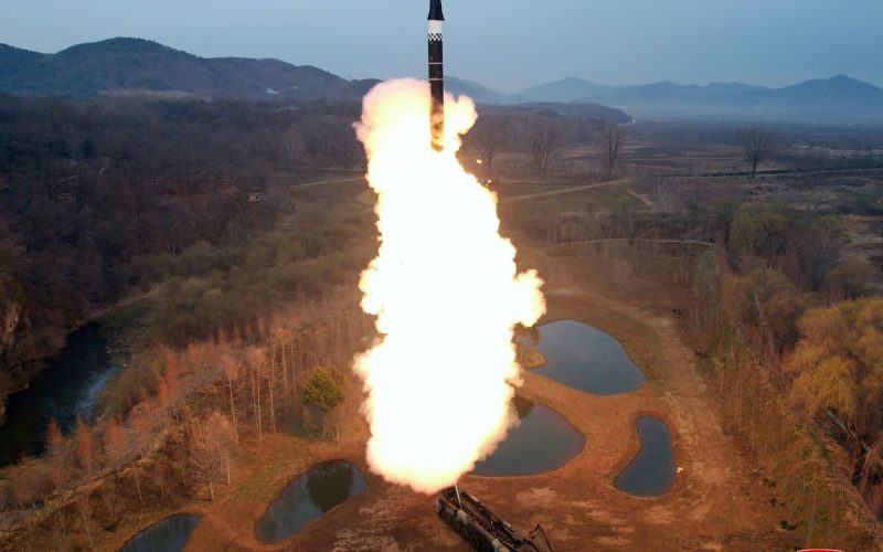 كوريا الشمالية تختبر “رأسا حربيا كبيرا جدا” | أخبار – البوكس نيوز