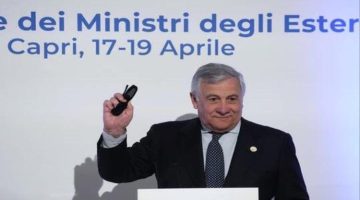وزير خارجية إيطاليا: إسرائيل أبلغت الولايات المتحدة في اللحظة الأخيرة بشأن الهجوم على إيران