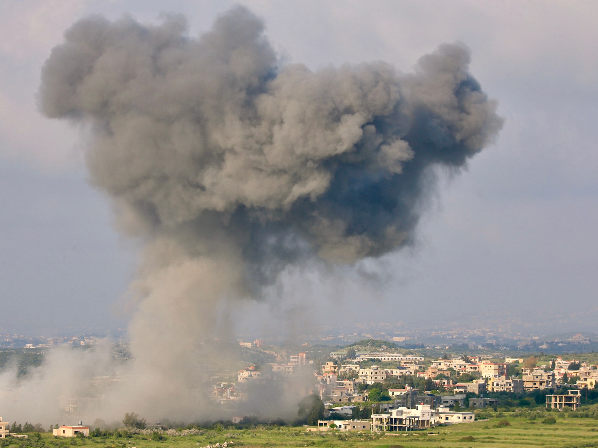 بعد إصابة قوة إسرائيلية متسللة.. الاحتلال يقصف مبنى لحزب الله | أخبار – البوكس نيوز