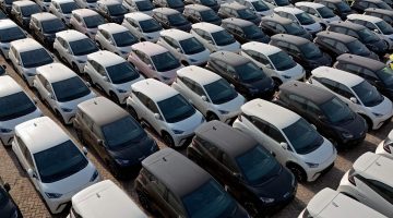 أوروبا ترفع الرسوم الجمركية على السيارات الكهربائية الصينية 38% | اقتصاد – البوكس نيوز