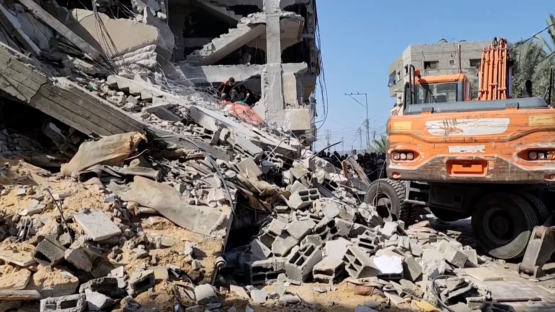 قصف إسرائيلي استهدف منزلا لعائلة زعرب غرب مدينة رفح | التقارير الإخبارية – البوكس نيوز
