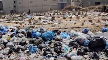 تراكم آلاف الأطنان من النفايات في الشوارع يهدد حياة الغزيين | التقارير الإخبارية – البوكس نيوز