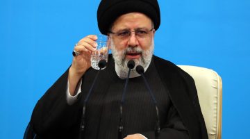 مقتل رئيسي لن يغير إيران لكنه يجلب تحديات جديدة لها | سياسة – البوكس نيوز