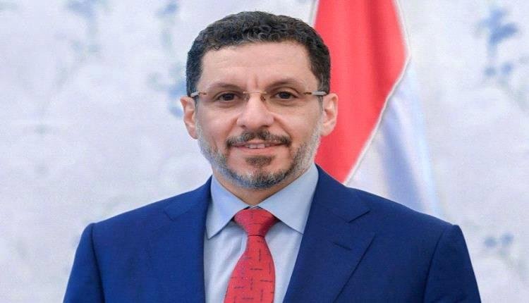 عاجل: رئيس الوزراء يصل العاصمة عدن