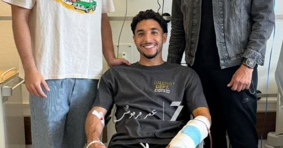 رياضة – عمر مرموش يجرى جراحة ناجحة فى يده اليسرى