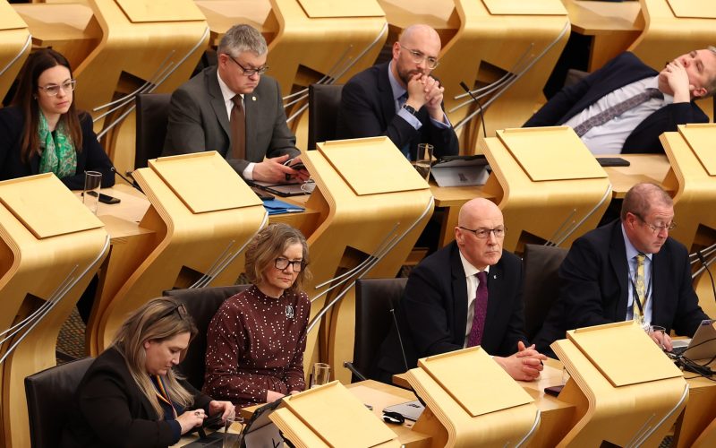 الحكومة الاسكتلندية تفلت من مذكرة حجب ثقة برلمانية | أخبار – البوكس نيوز