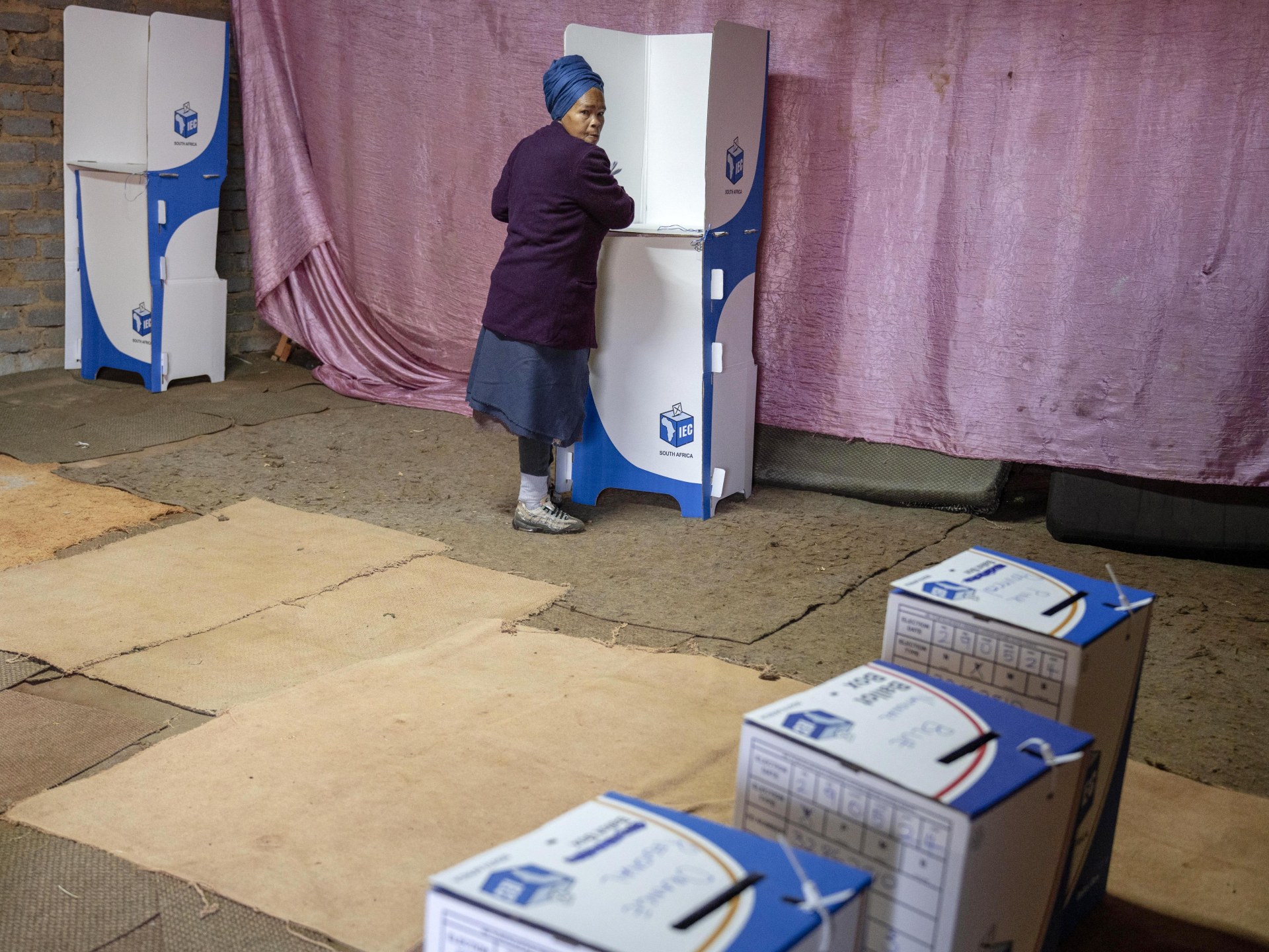 تراجع للحزب الحاكم بجنوب أفريقيا في النتائج الجزئية للانتخابات | أخبار – البوكس نيوز