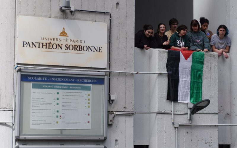 جامعة السوربون تحاصر طلابا مؤيدين لفلسطين | أخبار سياسة – البوكس نيوز