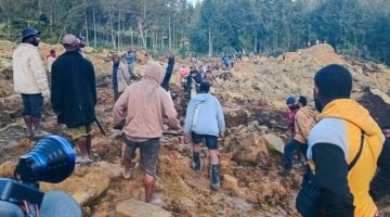 انهيار أرضي يتسبب في دفن أكثر من 300 شخص في بابوا غينيا الجديدة