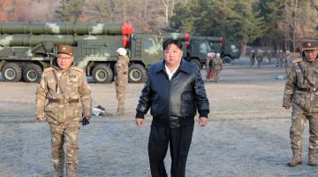 زعيم كوريا الشمالية يشرف على تجربة صاروخية جديدة | أخبار – البوكس نيوز