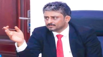 بن ذيبان: الحوثيين ونقابة النقل بالحديدة مخالفين للقانون ويدعو التجار للعوده لميناء عدن