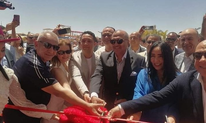 لدعم الحركة السياحية.. رئيس مدينة مرسي علم يفتتح منتجع سياحى جديد